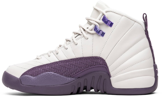(Grade School) Air Jordan 12 Retro 'Pro Purple' 510815-001 Lookbook (Grade School) Air Jordan 12 Retro 'Pro Purple' 510815-001