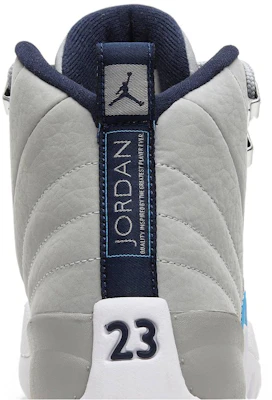 (Grade School) Air Jordan 12 Retro BG 'University Blue' 153265-007 Sizing (Grade School) Air Jordan 12 Retro BG 'University Blue' 153265-007