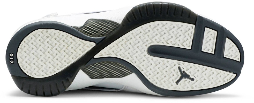 (Grade School) Air Jordan 19 OG 'Flint' 2004 307547-102 Shop (Grade School) Air Jordan 19 OG 'Flint' 2004 307547-102