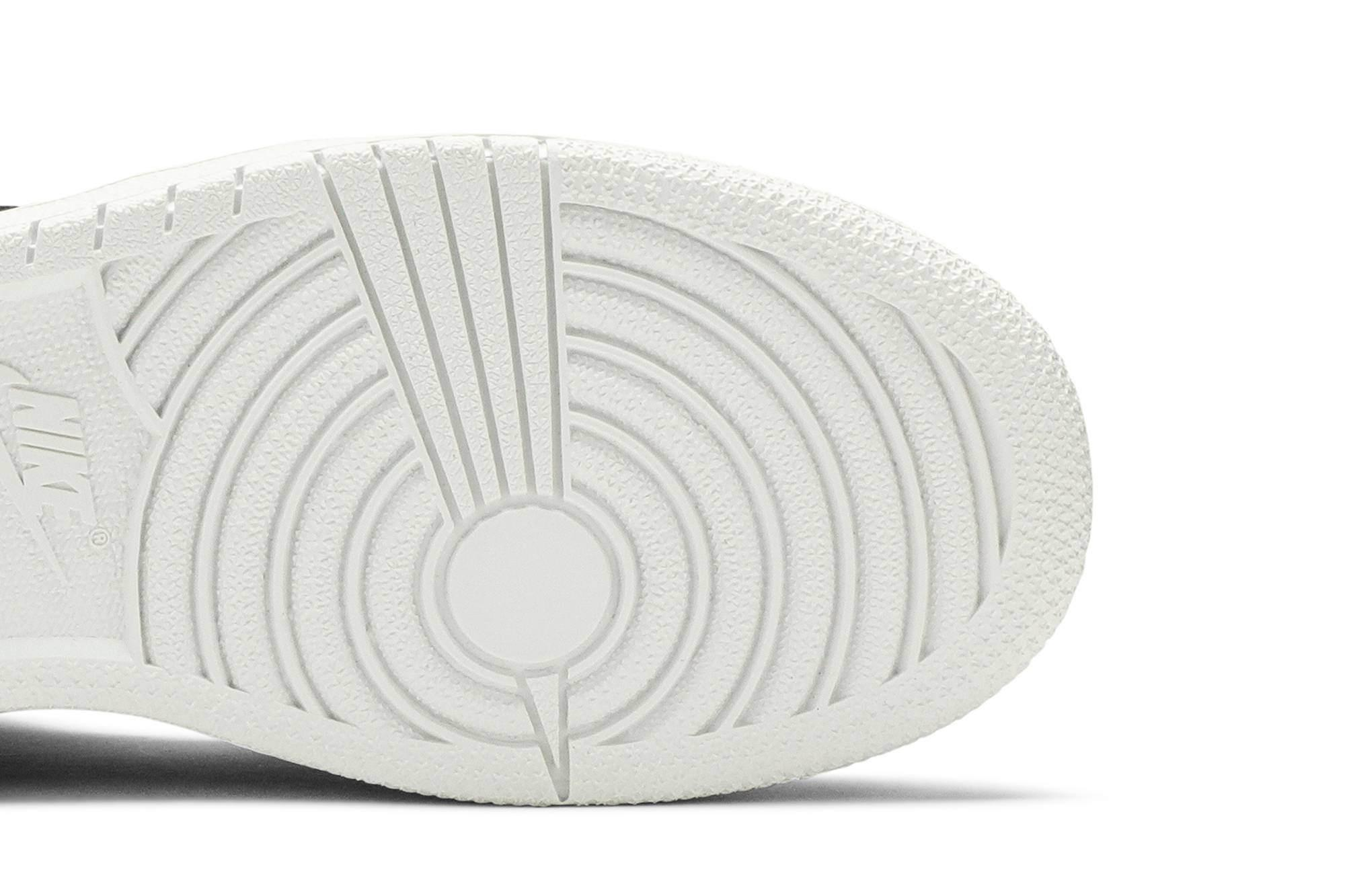 Purchase Air Jordan 1 High BG 'Rare Air' untuk Anak-anak Sekolah Dasar 705300-014