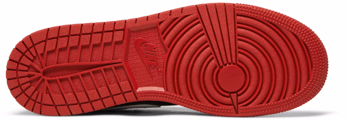 GS エア ジョーダン 1 ロー "ブレッドトゥ" 553560-066 Shop GS エア ジョーダン 1 ロー "ブレッドトゥ" 553560-066