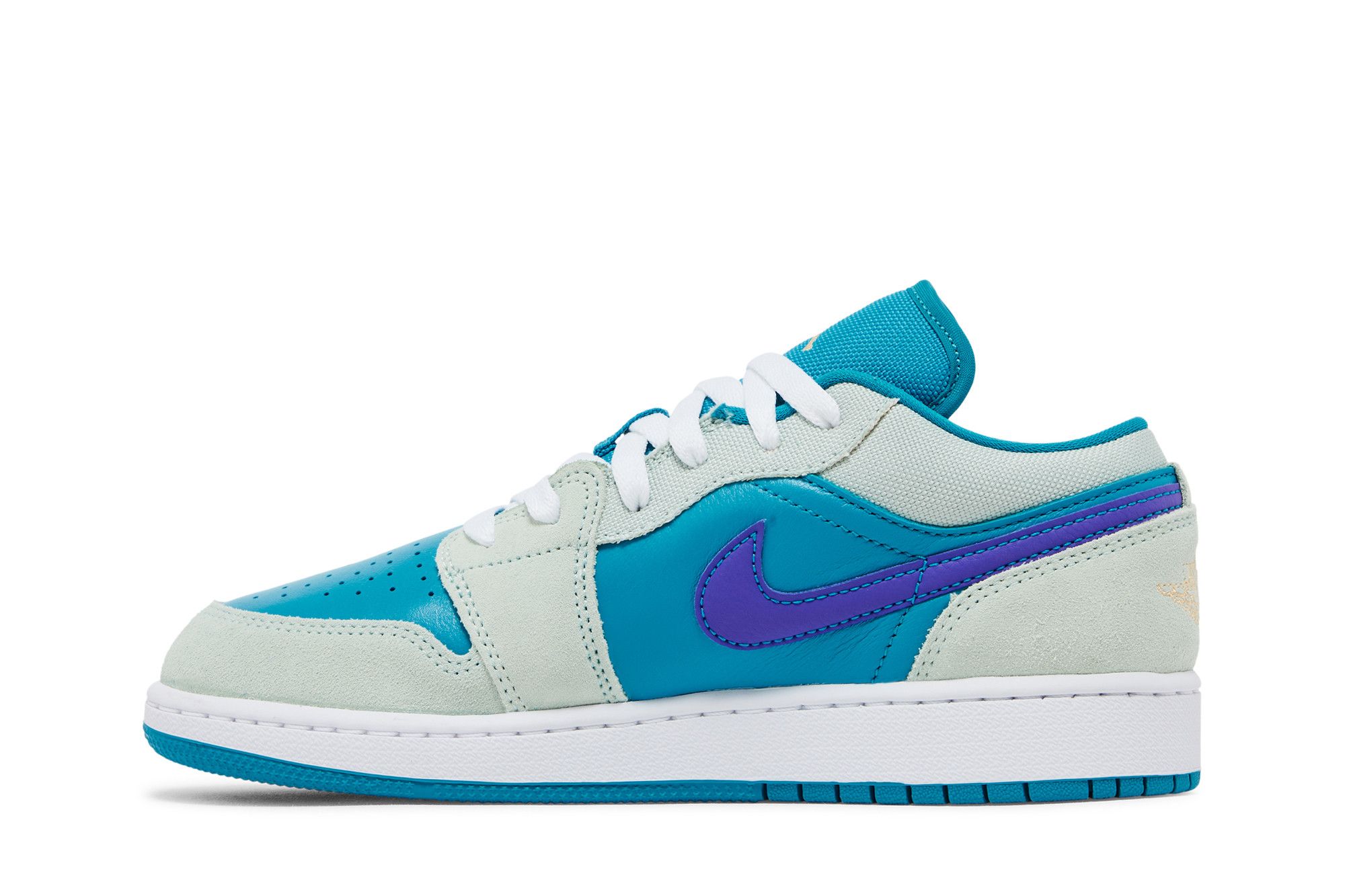 Lookbook (Grade School) Air Jordan 1 Low 'Aquatone' DX4374-300
