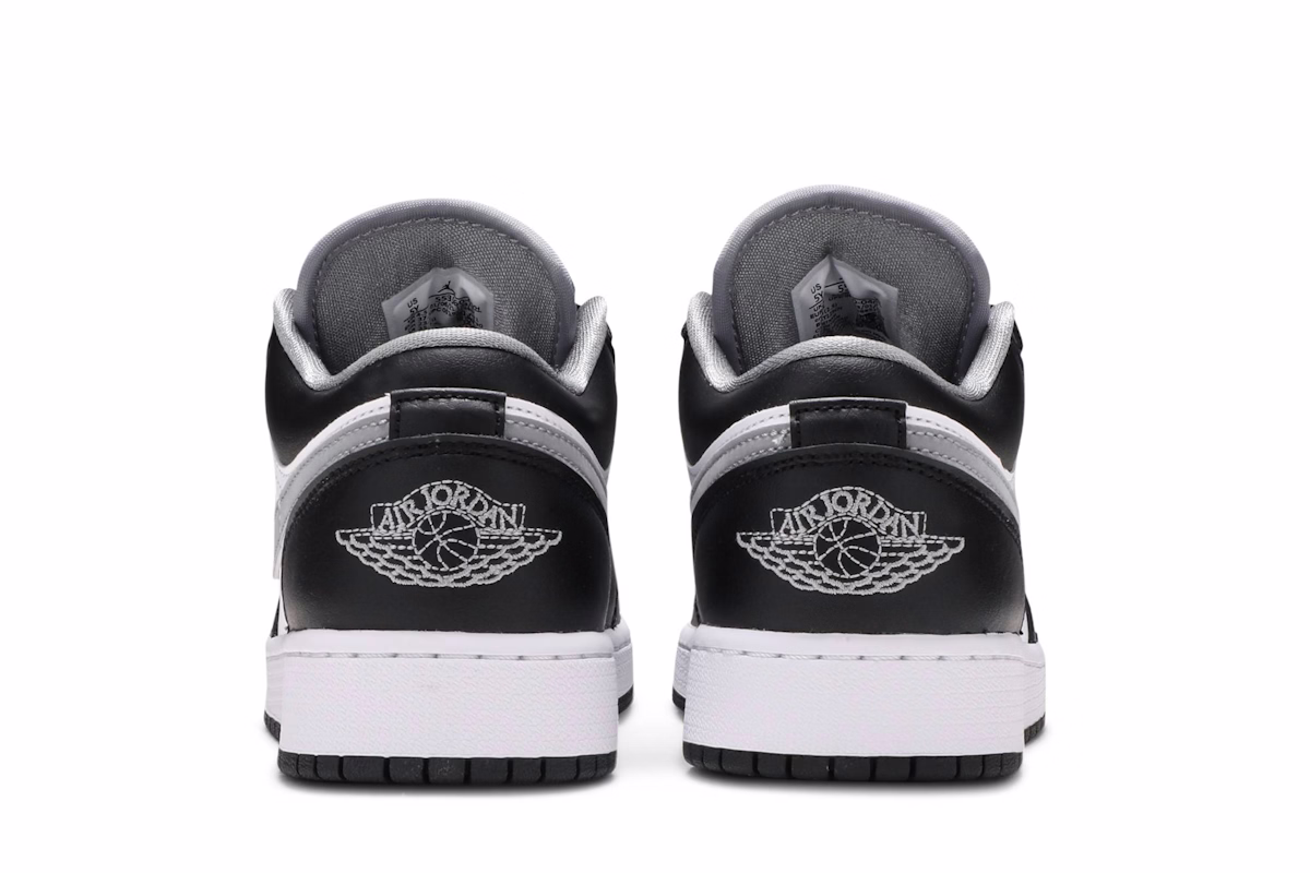 (Grade School) Air Jordan 1 Low 'Black Medium Grey' 553560-040