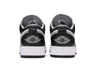 (Grade School) Air Jordan 1 Low 'Black Medium Grey' 553560-040