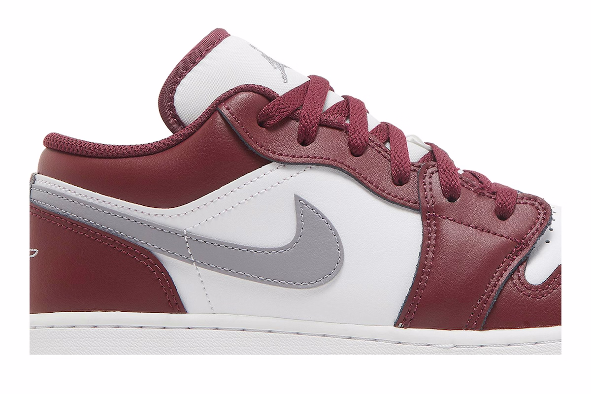 (Grade School) Air Jordan 1 Low 'Bordeaux' 553560-615