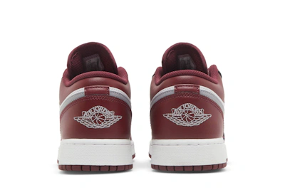 (Grade School) Air Jordan 1 Low 'Bordeaux' 553560-615