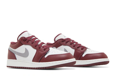 (Grade School) Air Jordan 1 Low 'Bordeaux' 553560-615