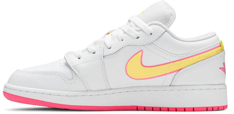 GS エア ジョーダン 1 ロー "エッジグロー" CV4610-100 Lookbook GS エア ジョーダン 1 ロー "エッジグロー" CV4610-100