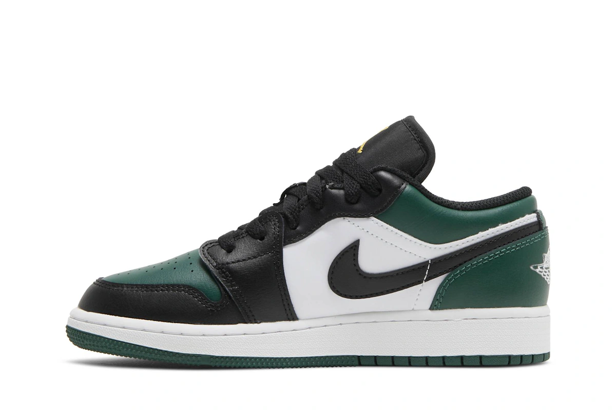 (Grade School) Air Jordan 1 Low 'Green Toe' 553560-371