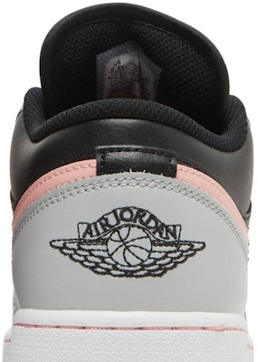 (Año Escolar) Air Jordan 1 Low 'Gris Niebla Coral Deslavado' 553560-062 Sizing (Año Escolar) Air Jordan 1 Low 'Gris Niebla Coral Deslavado' 553560-062