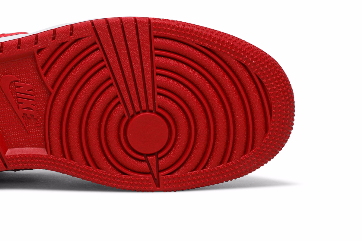 (Grade School) Air Jordan 1 Low 'Gym Red' 553560-611