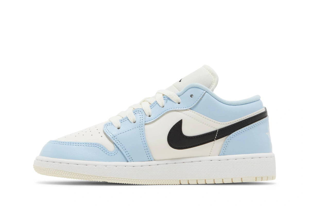 (Grade School) Air Jordan 1 Low 'Ice Blue' 554723-401