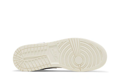 (Grade School) Air Jordan 1 Low 'Ice Blue' 554723-401