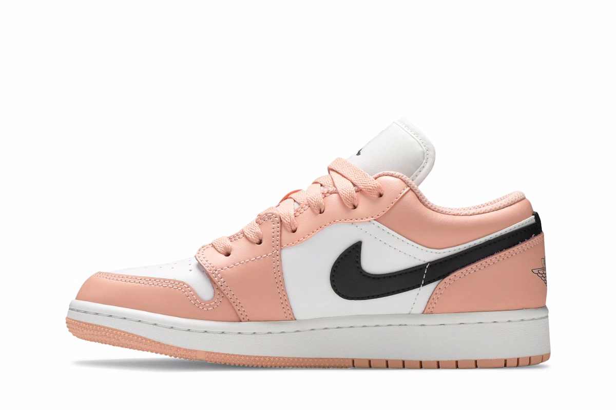 (Grade School) Air Jordan 1 Low 'Light Arctic Pink' 553560-800