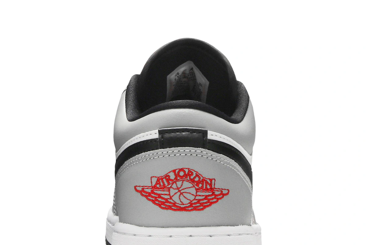 (Grade School) Air Jordan 1 Low 'Light Smoke Grey' 553560-030