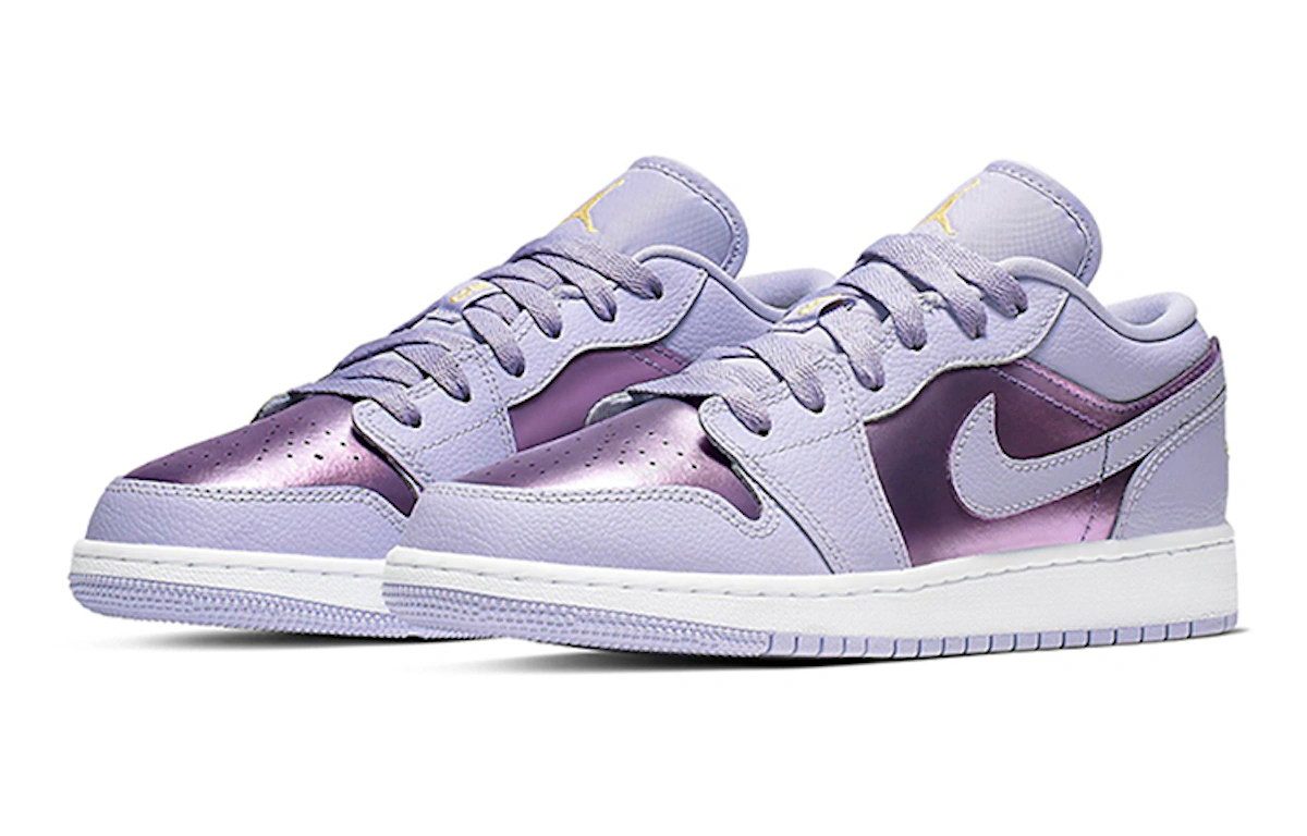 (Grade School) Air Jordan 1 Low 'Oxygen Purple' 554723-505