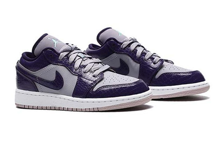 Shop （小學）Air Jordan 1 低筒 '普羅旺斯紫' 554723-501