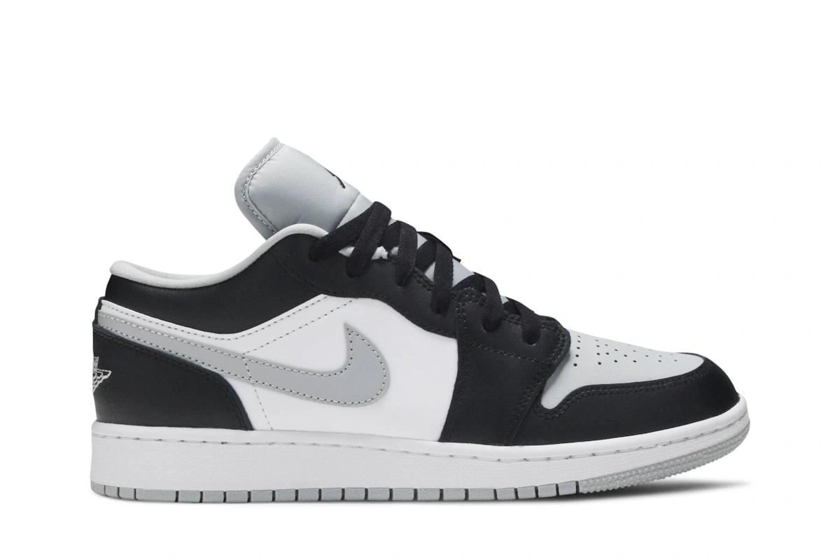 (Grade School) Air Jordan 1 Low 'Smoke Grey' 553560-039