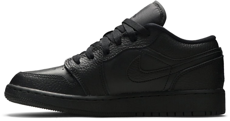 (Año Escolar) Air Jordan 1 Low 'Triple Black' zapatillas niños. 553560-091 Lookbook (Año Escolar) Air Jordan 1 Low 'Triple Black' zapatillas niños. 553560-091