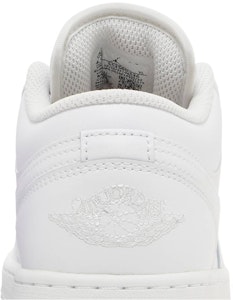 (SD) Air Jordan 1 Low 'Triple White' 2023 553560-136 Sizing (SD) Air Jordan 1 Low 'Triple White' 2023 553560-136