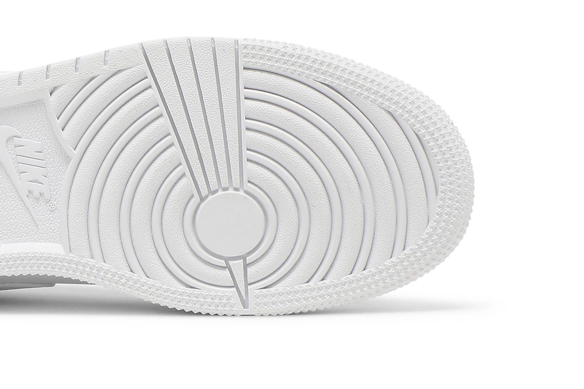 (Grade School) Air Jordan 1 Low 'Triple White' 553560-130