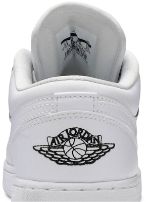 (Grade School) Air Jordan 1 Low 'White Black' 553560-101 Sizing (Grade School) Air Jordan 1 Low 'White Black' 553560-101