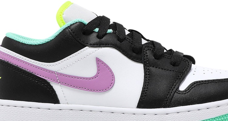 (GS) 에어 조던 1 로우 "화이트 바이올렛 쇼크" 553560-151 Order (GS) 에어 조던 1 로우 "화이트 바이올렛 쇼크" 553560-151