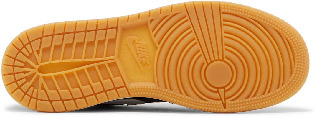 (Grade School) Air Jordan 1 Low SE 'Christmas' DQ8421-300 Shop (Grade School) Air Jordan 1 Low SE 'Christmas' DQ8421-300