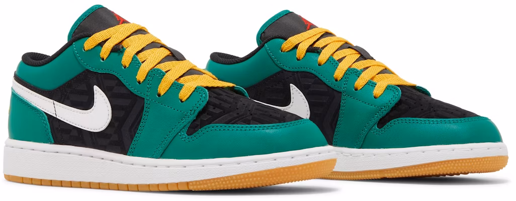(Grade School) Air Jordan 1 Low SE 'Christmas' DQ8421-300 Cheap (Grade School) Air Jordan 1 Low SE 'Christmas' DQ8421-300