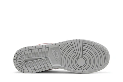 (Grade School) Air Jordan 1 Low SE 'Light Smoke Grey Gym Red' DM0589-016