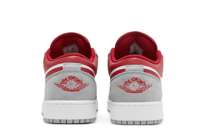 (Grade School) Air Jordan 1 Low SE 'Light Smoke Grey Gym Red' DM0589-016