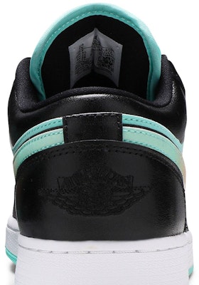 (Grade School) Air Jordan 1 Low SE 'Tropical Twist' CV9844-301 Sizing (Grade School) Air Jordan 1 Low SE 'Tropical Twist' CV9844-301