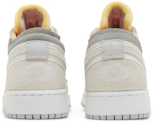(Sekolah Dasar) Air Jordan 1 Low SE Craft 'Inside Out' DQ3727-100 Details for (Sekolah Dasar) Air Jordan 1 Low SE Craft 'Inside Out' DQ3727-100