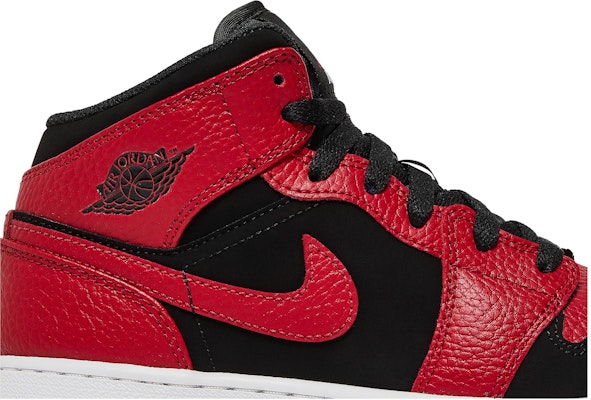 (초등학생) 에어 조던 1 미드 '블랙 짐 레드' 554725-054 Order (초등학생) 에어 조던 1 미드 '블랙 짐 레드' 554725-054