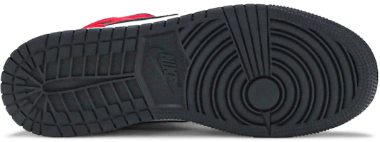 Shop (Grade School) Air Jordan 1 Mid 'Chicago Black Toe' 554725-069