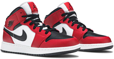 Cheap (Grade School) Air Jordan 1 Mid 'Chicago Black Toe' 554725-069