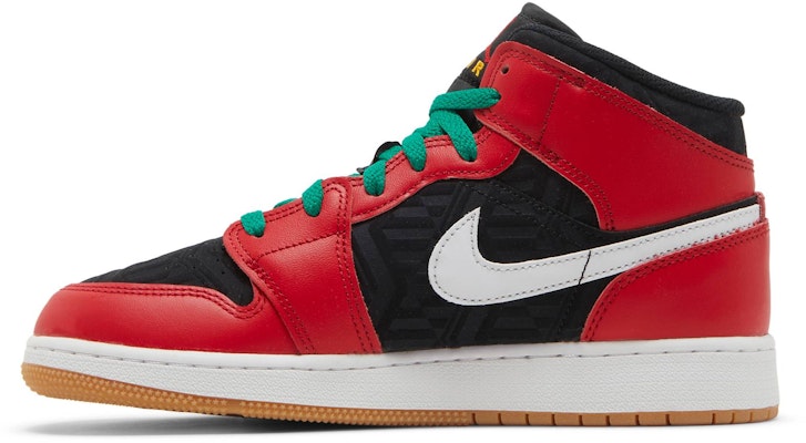 (Ayat Sekolah) Air Jordan 1 Mid 'Krismas' DQ8418-006 Lookbook (Ayat Sekolah) Air Jordan 1 Mid 'Krismas' DQ8418-006