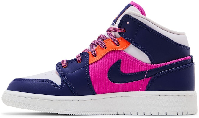 (Sekolah Dasar) Air Jordan 1 Mid 'Fire Pink' 555112-602 Lookbook (Sekolah Dasar) Air Jordan 1 Mid 'Fire Pink' 555112-602