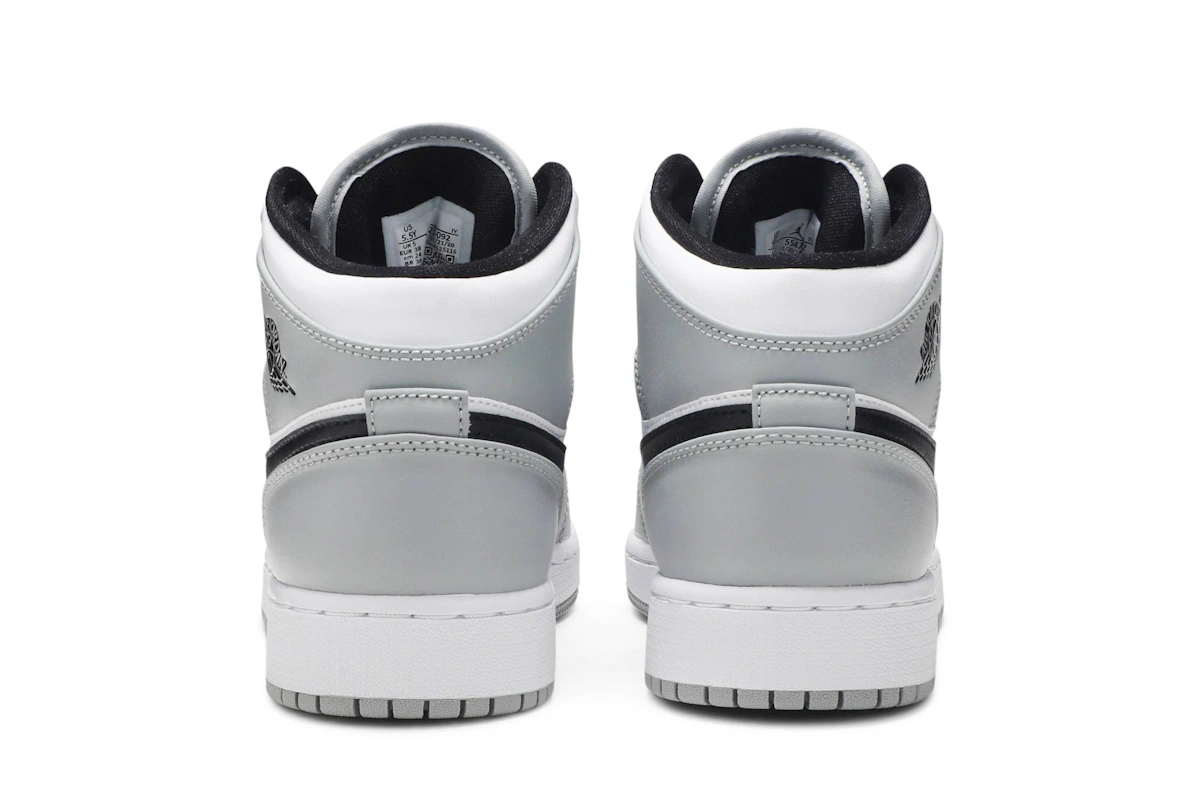 (Grade School) Air Jordan 1 Mid 'Light Smoke Grey' 554725-092