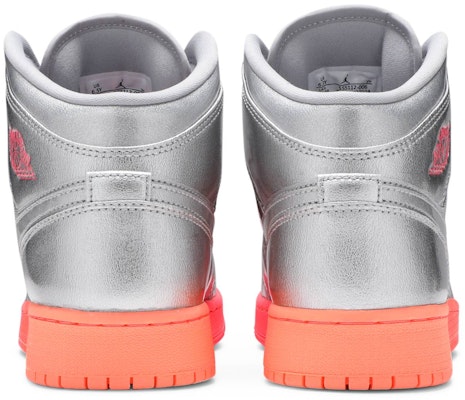 (Gred Sekolah) Air Jordan 1 Mid 'Perak Metalik Merah Jambu Crimson' 555112-006 Details for (Gred Sekolah) Air Jordan 1 Mid 'Perak Metalik Merah Jambu Crimson' 555112-006