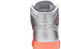 (Aniño) Air Jordan 1 Mid 'Plateado Metálico Rosa Carmesí' 555112-006 Sizing (Aniño) Air Jordan 1 Mid 'Plateado Metálico Rosa Carmesí' 555112-006