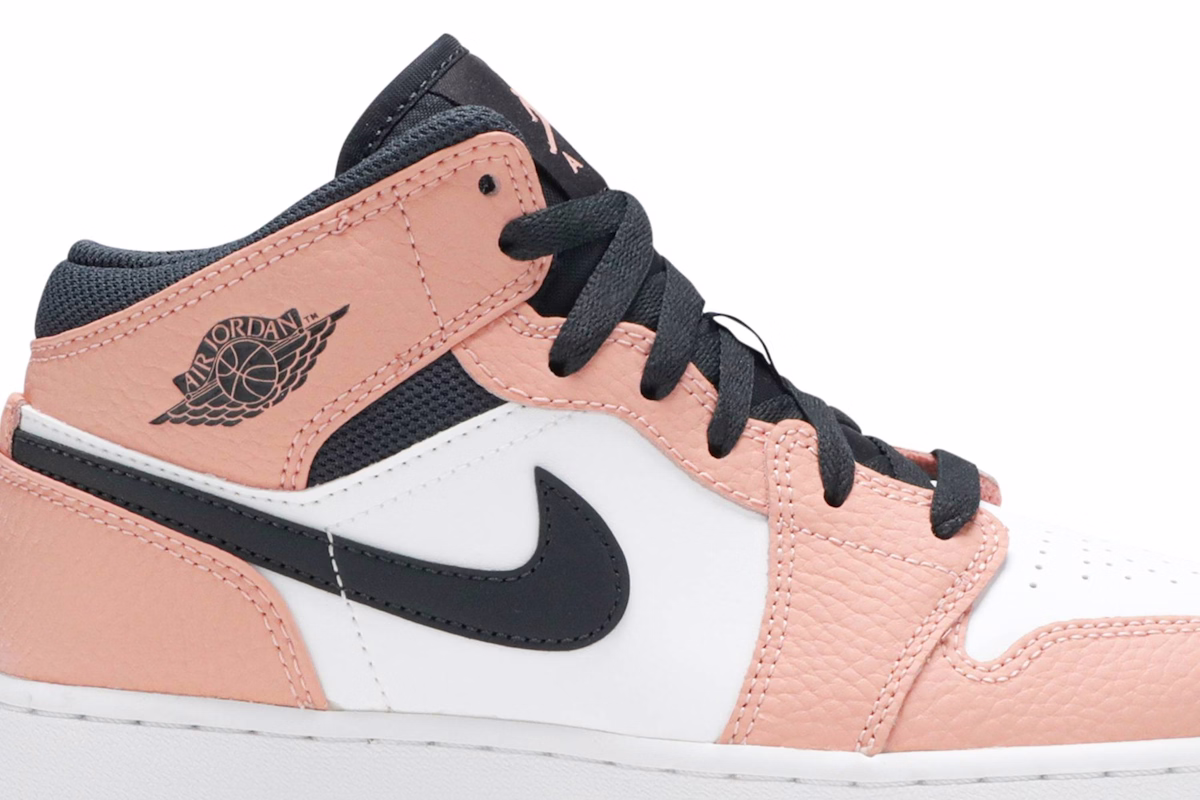 (Grade School) Air Jordan 1 Mid 'Pink Quartz' 555112-603