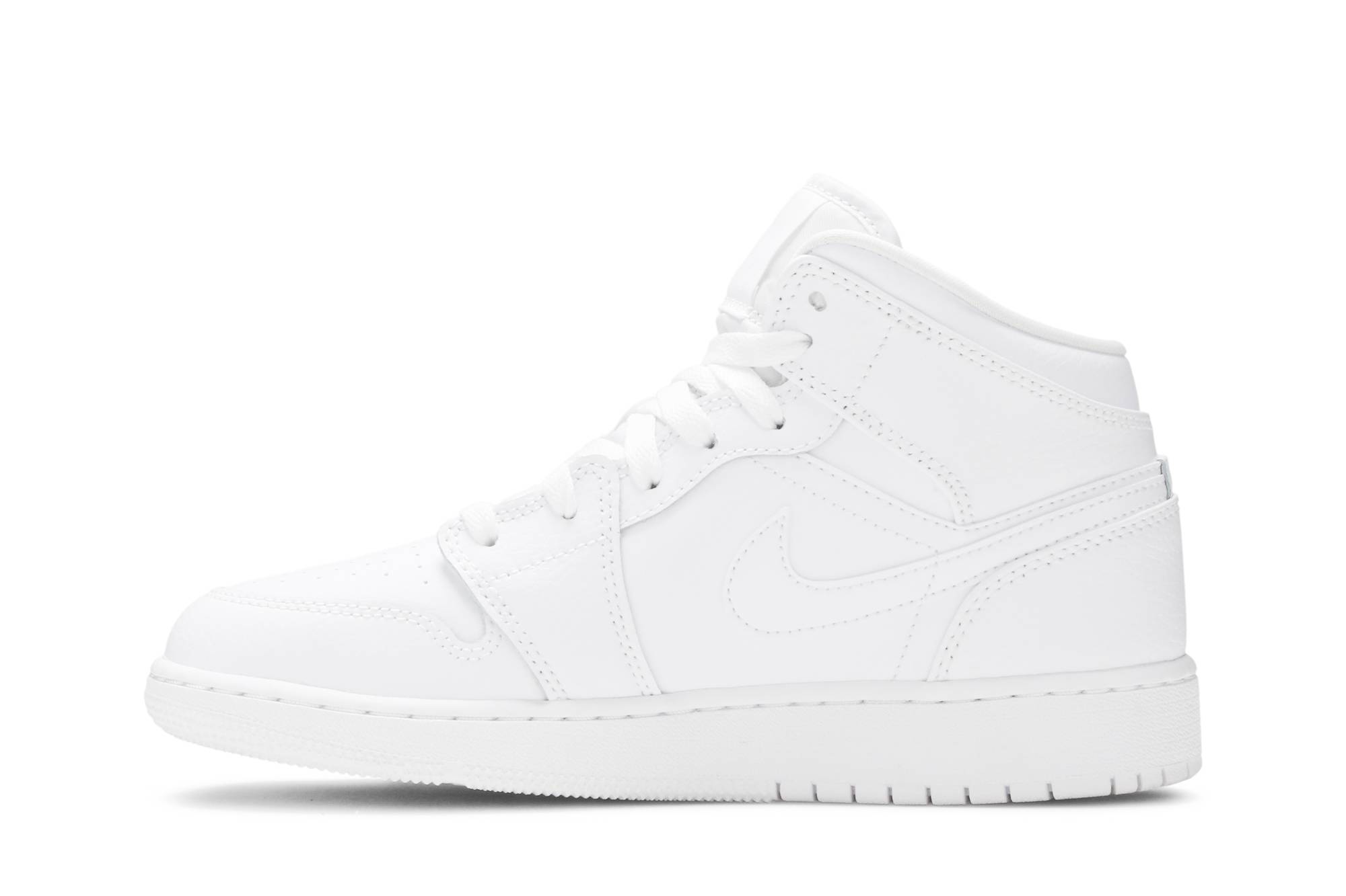 Lookbook (Aniño) Air Jordan 1 Mid 'Triple White' 554725-126