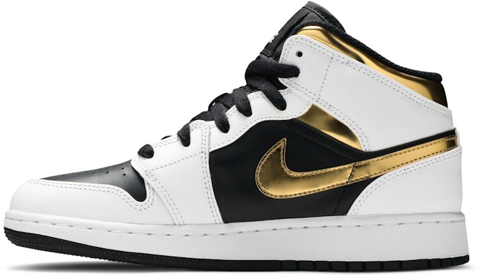 All white and gold 2025 jordans