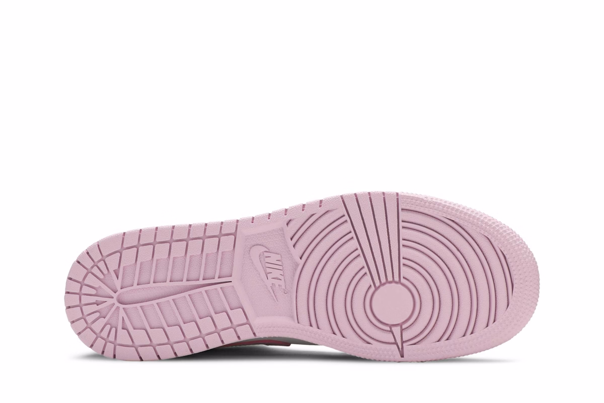 (Grade School) Air Jordan 1 Mid 'White Light Arctic Pink' 555112-103