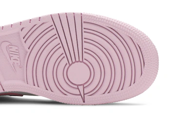 (Grade School) Air Jordan 1 Mid 'White Light Arctic Pink' 555112-103