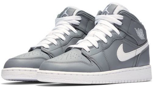 (Kanak-Kanak) Air Jordan 1 Mid BG 'Cool Grey' 554725-036 Lookbook (Kanak-Kanak) Air Jordan 1 Mid BG 'Cool Grey' 554725-036