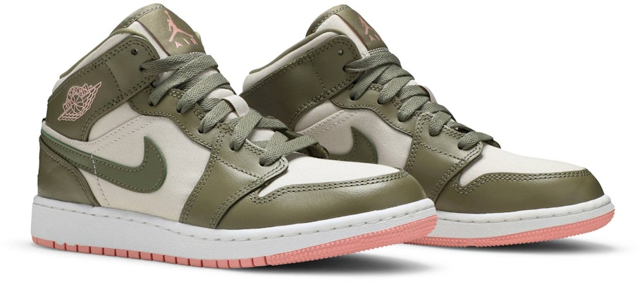 (Grade School) Air Jordan 1 Mid GG 'Bleached Coral' 555112-225 Cheap (Grade School) Air Jordan 1 Mid GG 'Bleached Coral' 555112-225