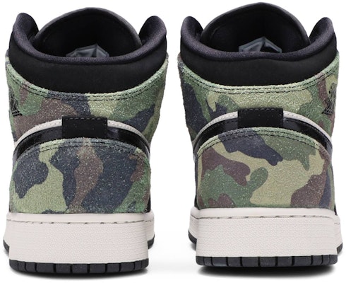 (Grade School) Air Jordan 1 Mid SE 'Camo' CW5550-001 Details for (Grade School) Air Jordan 1 Mid SE 'Camo' CW5550-001