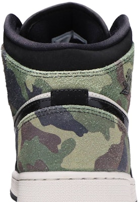 (Grade School) Air Jordan 1 Mid SE 'Camo' CW5550-001 Sizing (Grade School) Air Jordan 1 Mid SE 'Camo' CW5550-001